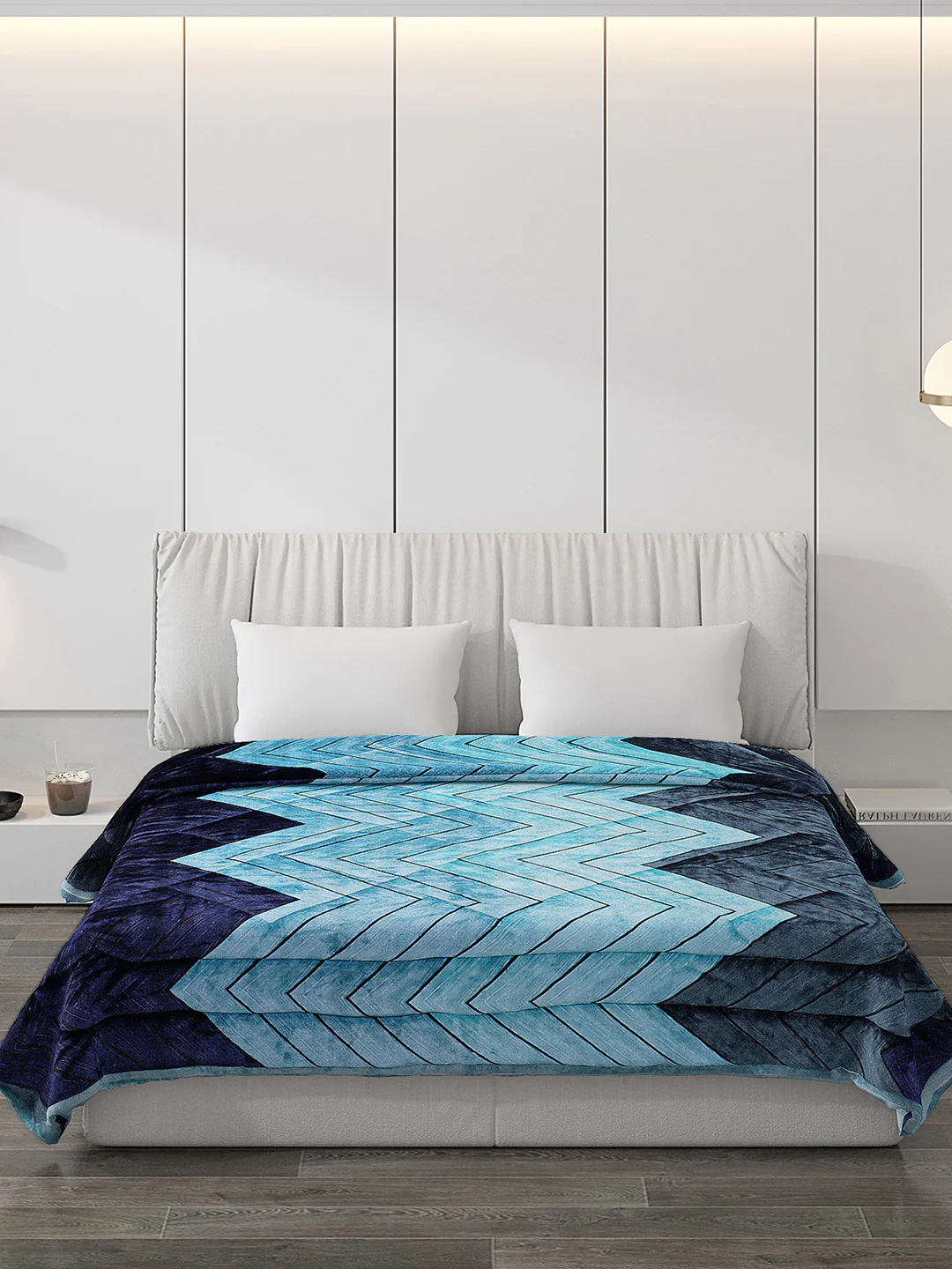 Printed 100% Polyester Double Bed Comforter for Winter - Image 3