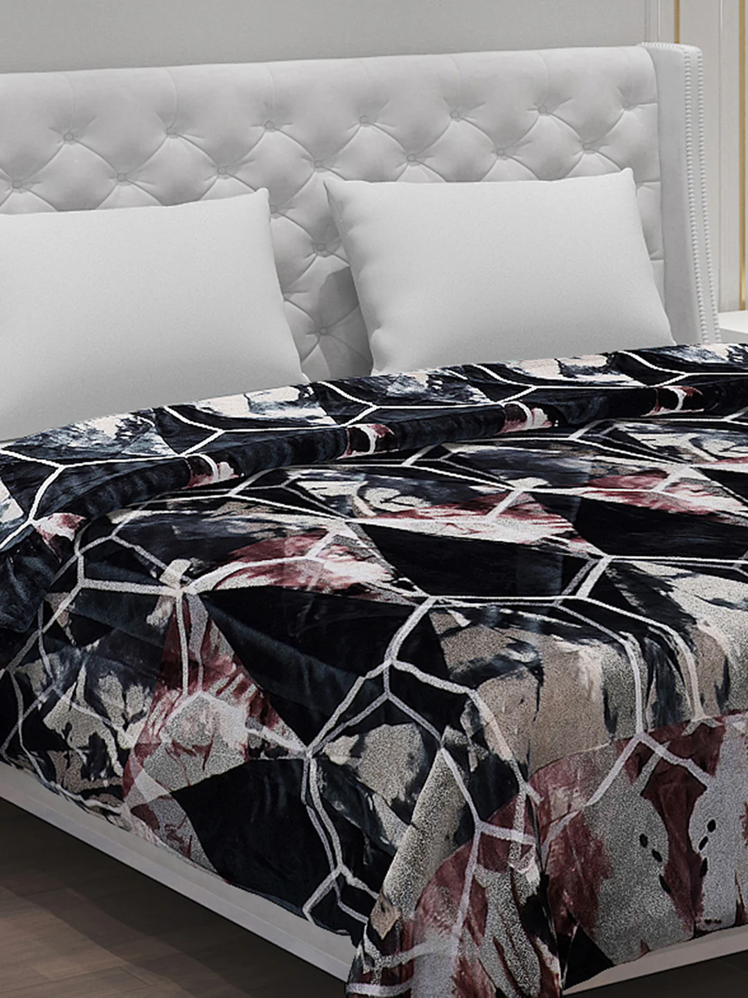 Printed 100% Polyester Double Bed Comforter for Winter - Image 4
