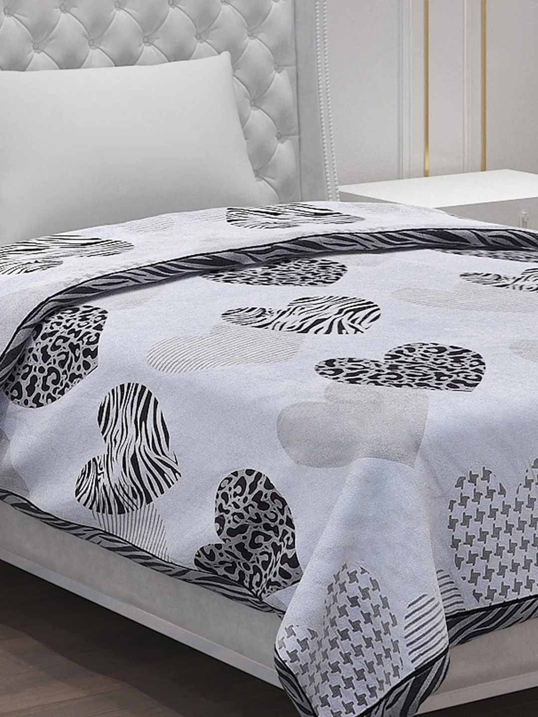 Printed 100% Polyester Single Bed Comforter for AC Room - Image 4