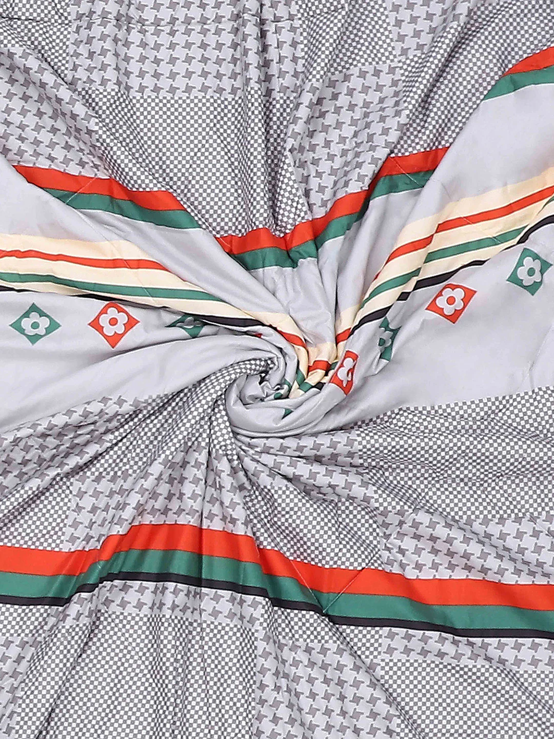 Printed 100% Polyester Single Bed Comforter for AC Room - Image 7