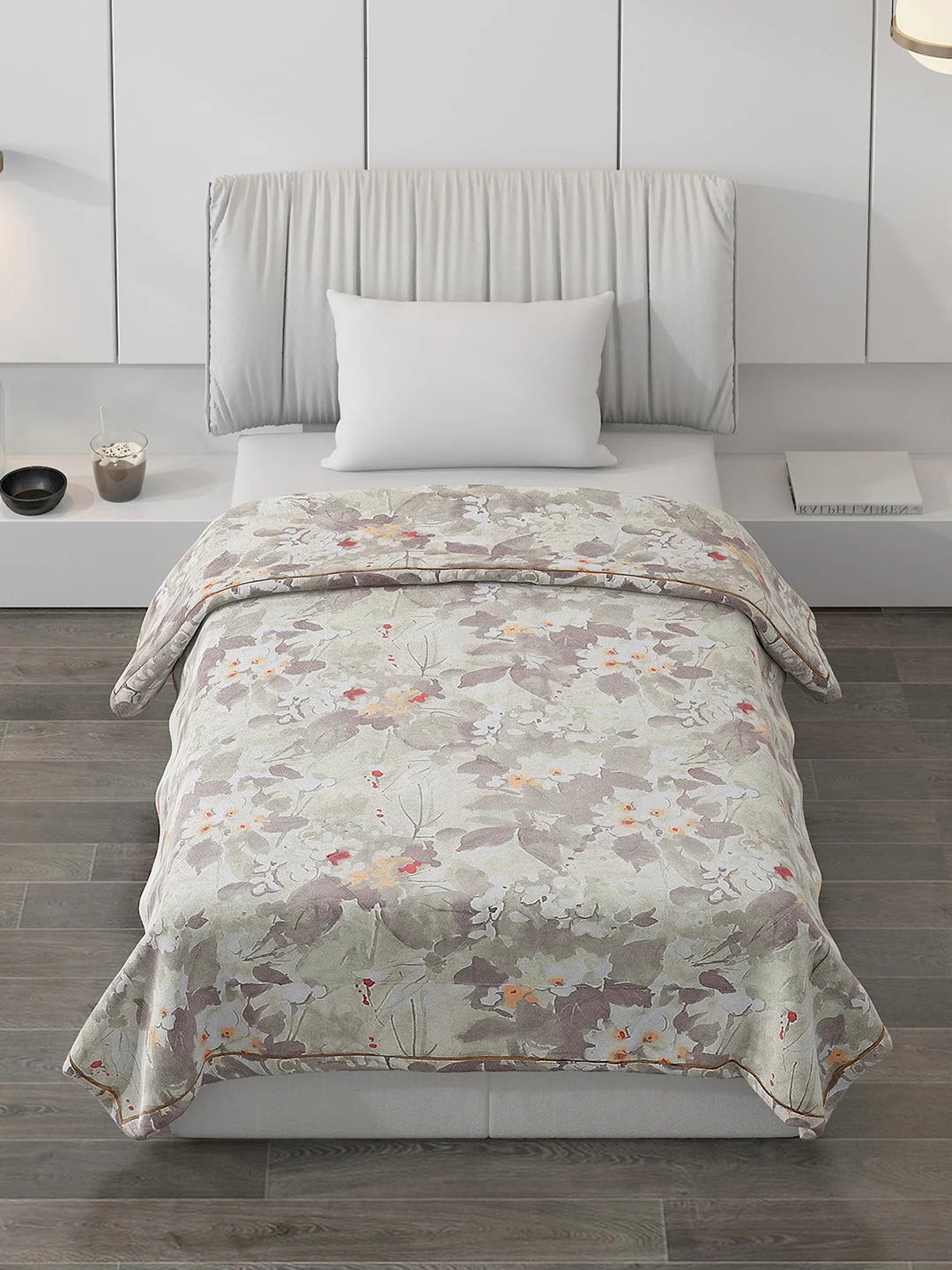 Printed 100% Polyester Single Bed Comforter for AC Room - Image 2