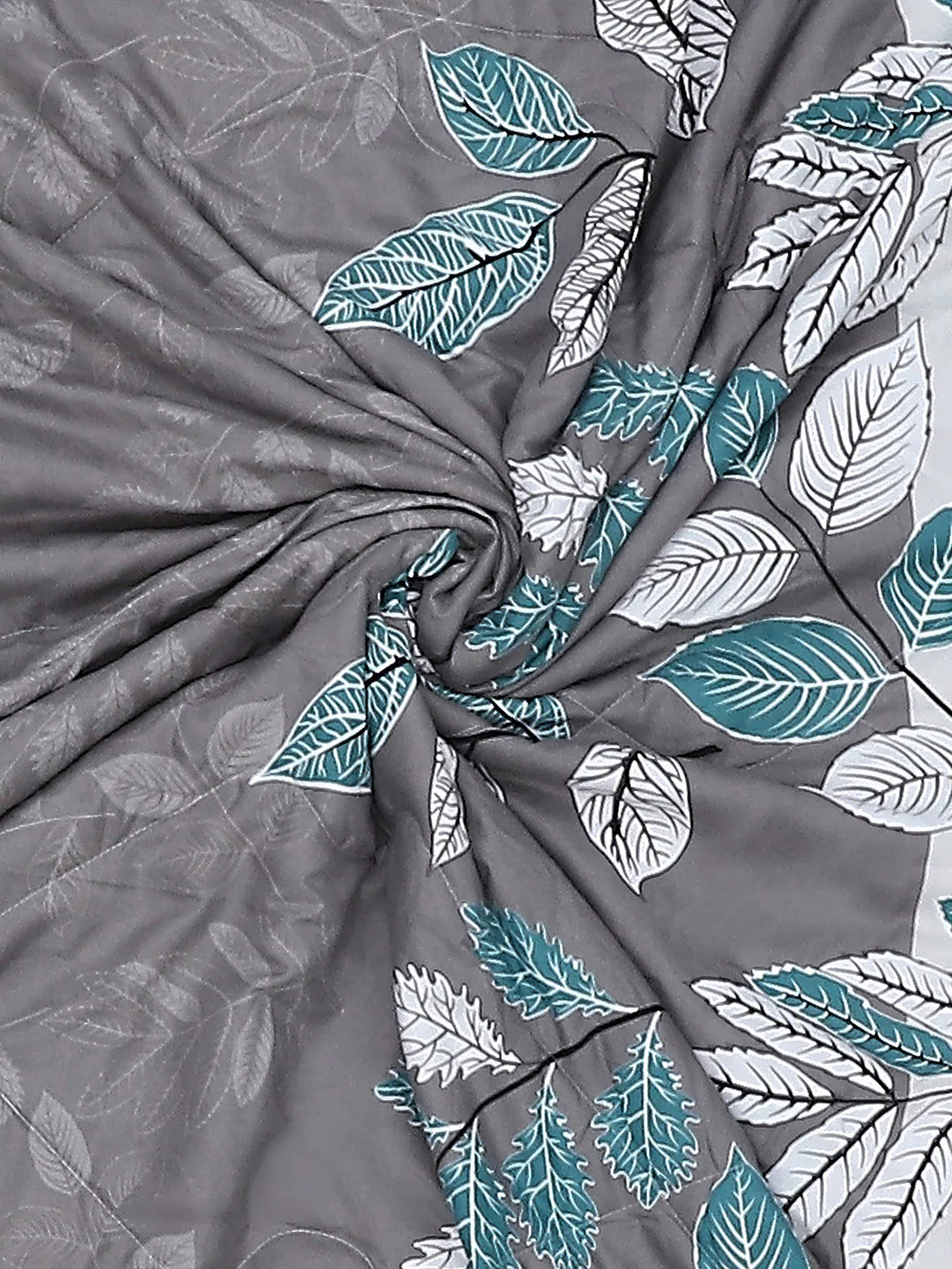 Printed 100% Polyester Single Bed Comforter for AC Room - Image 7