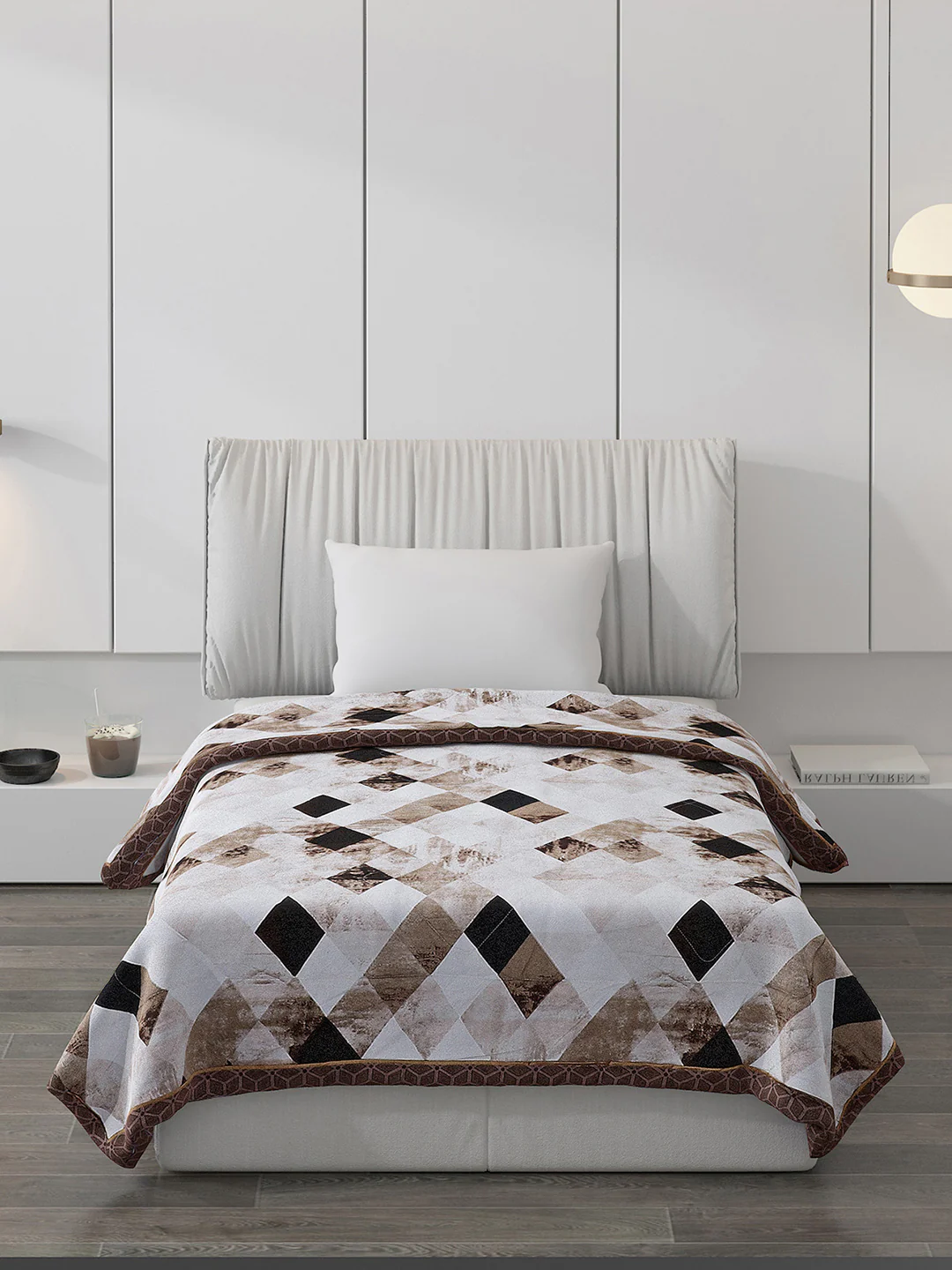 Printed 100% Polyester Single Bed Comforter for AC Room - Image 3