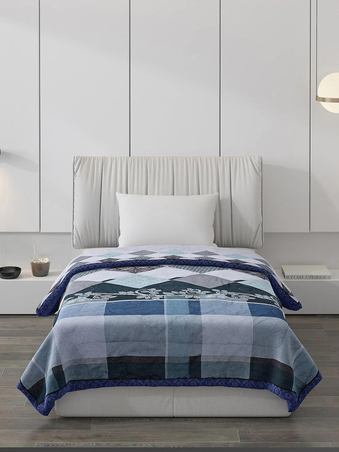 Printed 100% Polyester Single Bed Comforter for AC Room - Image 3