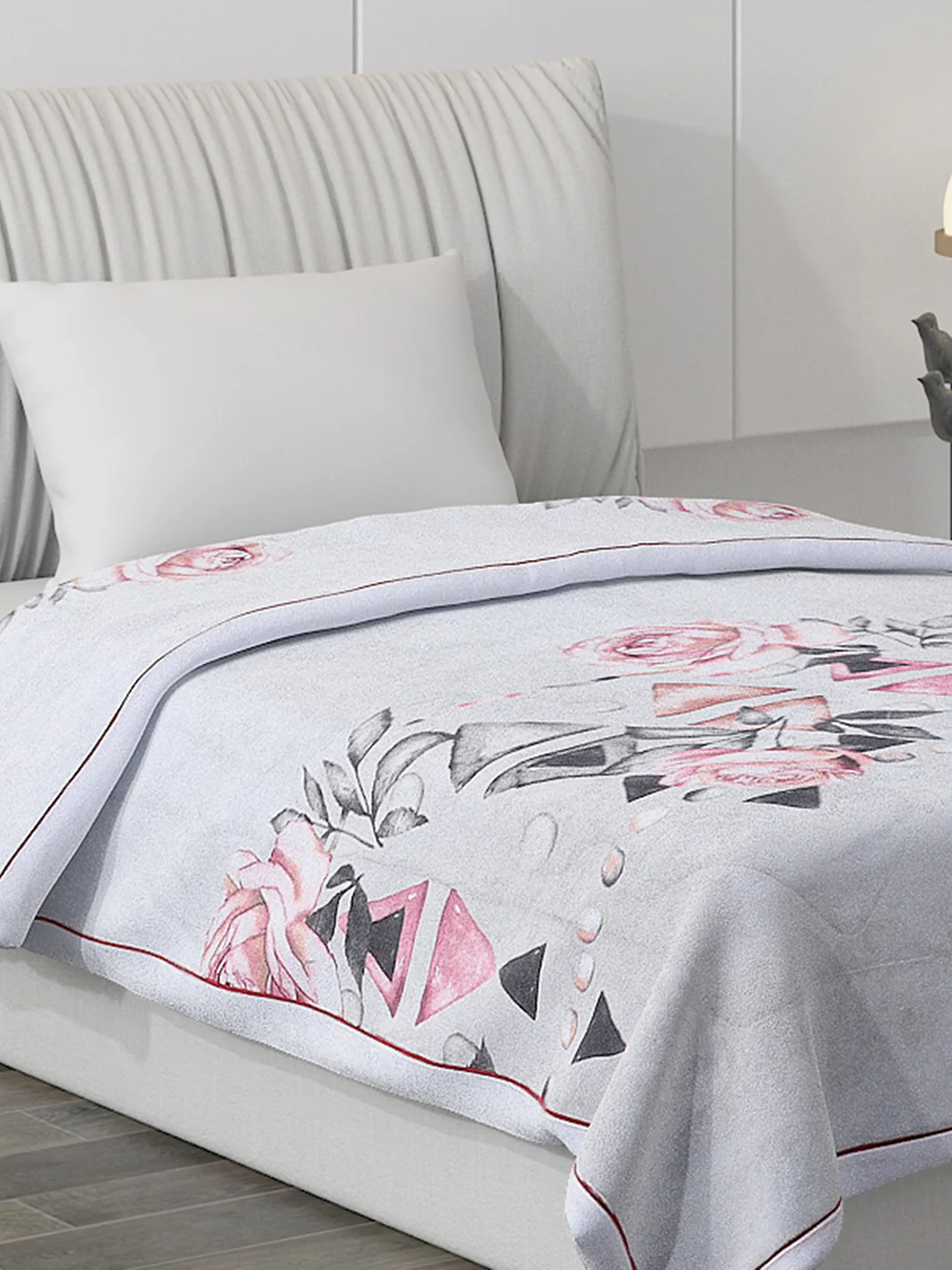 Printed 100% Polyester Single Bed Comforter for AC Room - Image 4