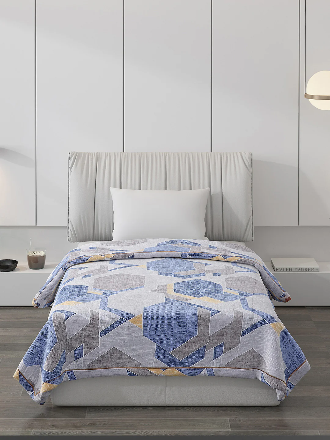 Printed 100% Polyester Single Bed Comforter for AC Room - Image 3