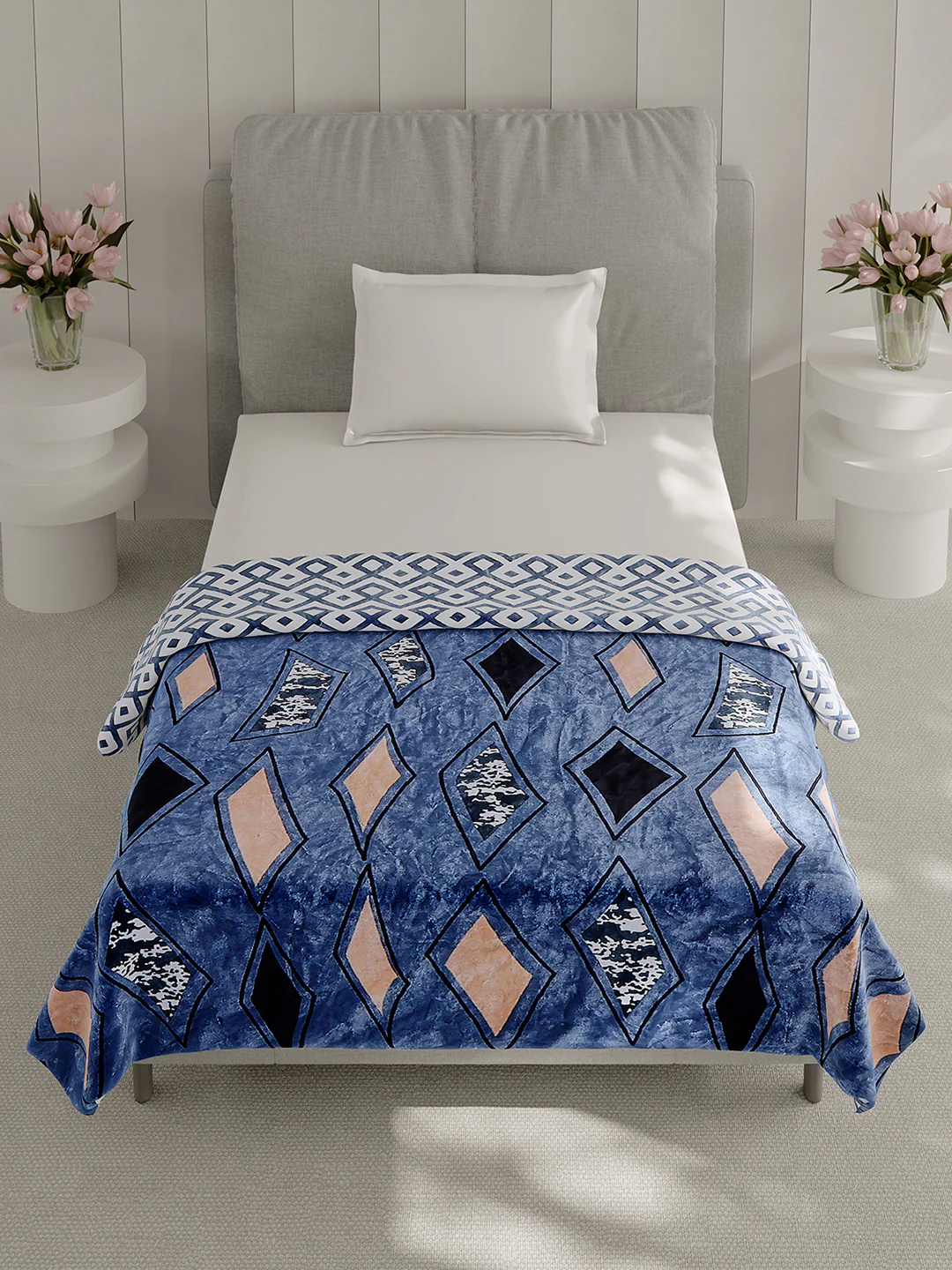 Printed Single Bed 350 GSM Blanket for AC Room - (Paramount) - Image 2