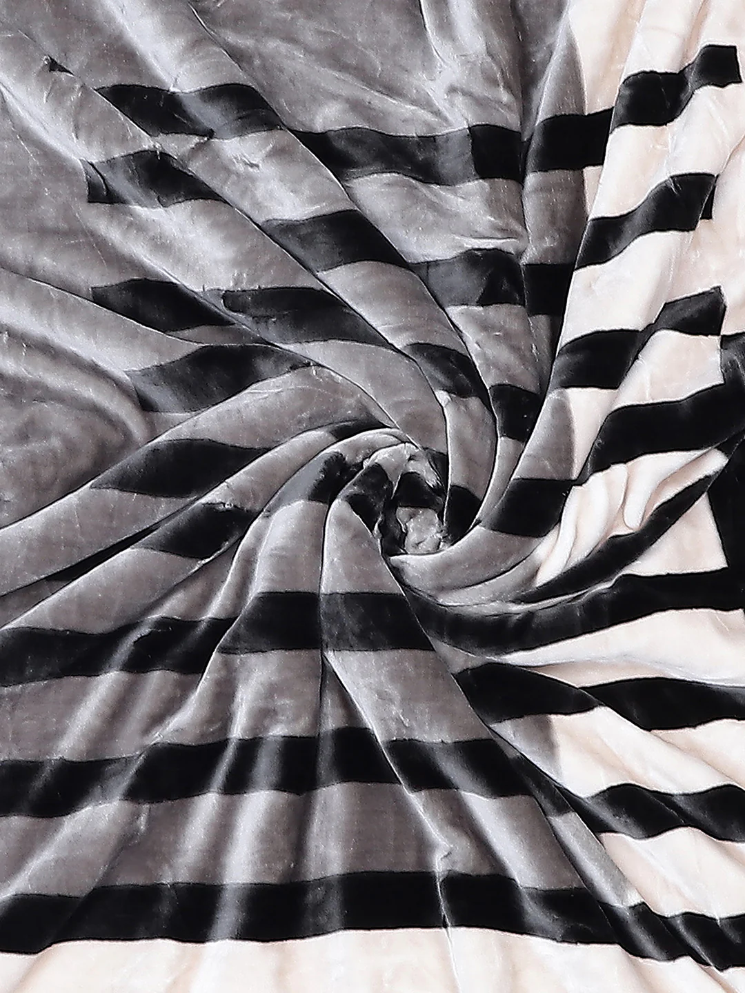 Printed Single Bed Blanket for Heavy Winter -3 Ply - Image 7