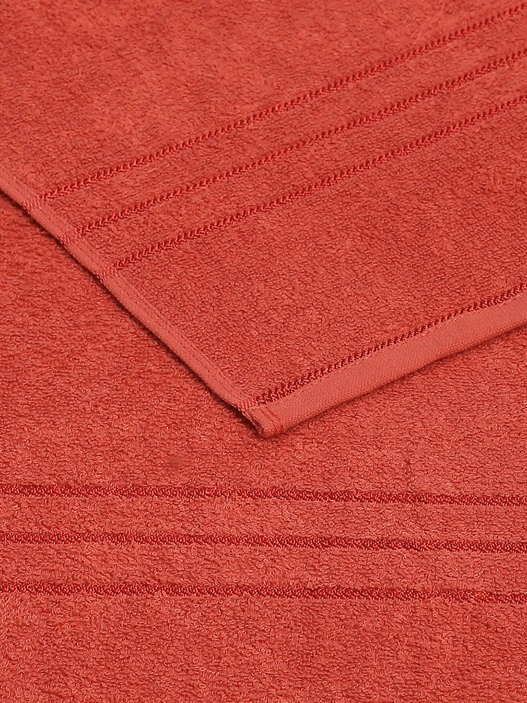 Red Cotton Solid 350 GSM Car Towel (Soho) - Image 4
