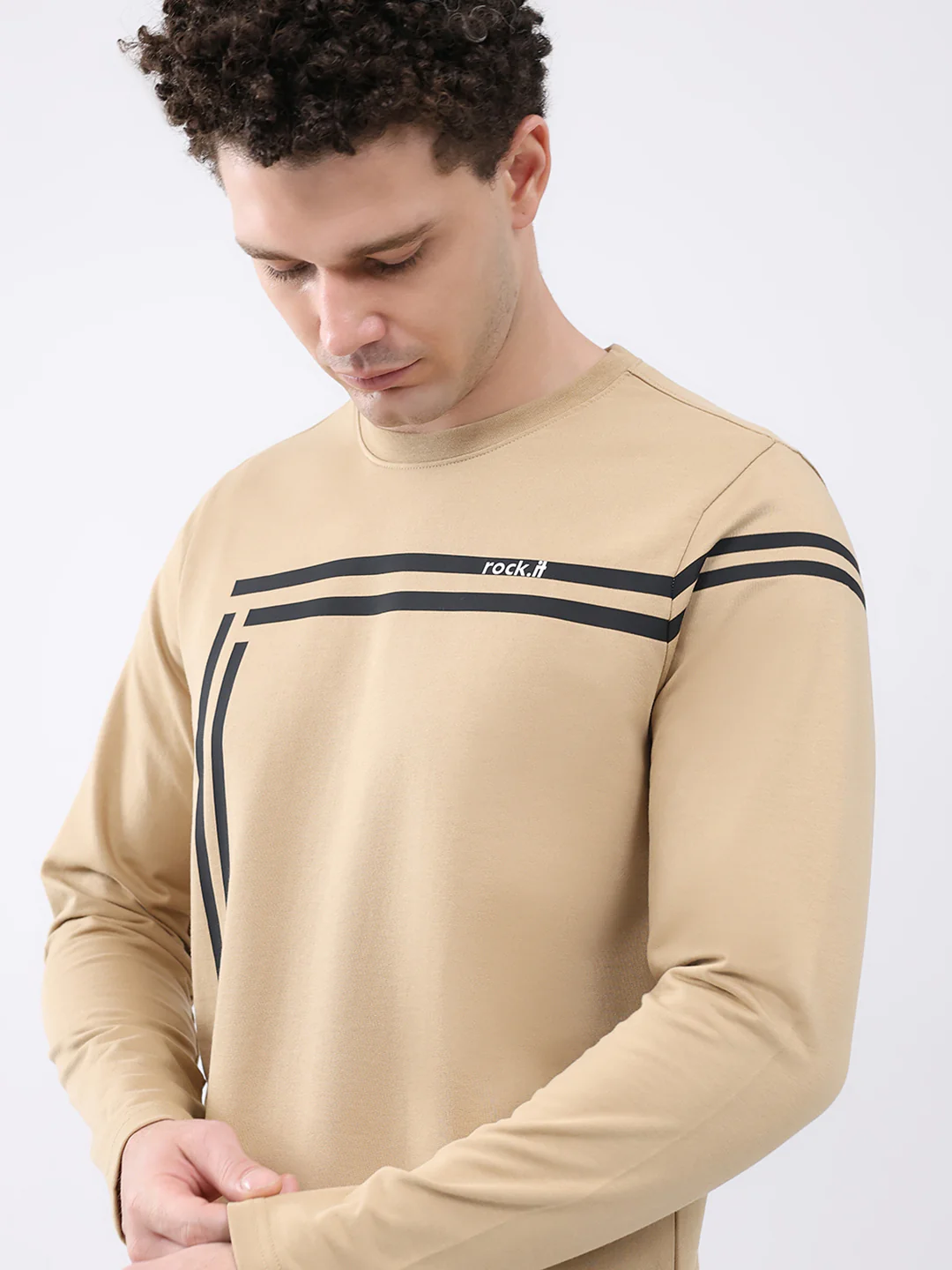 Rock.it Men Beige Solid Round Neck Full Sleeve Winter T-Shirt - Image 6