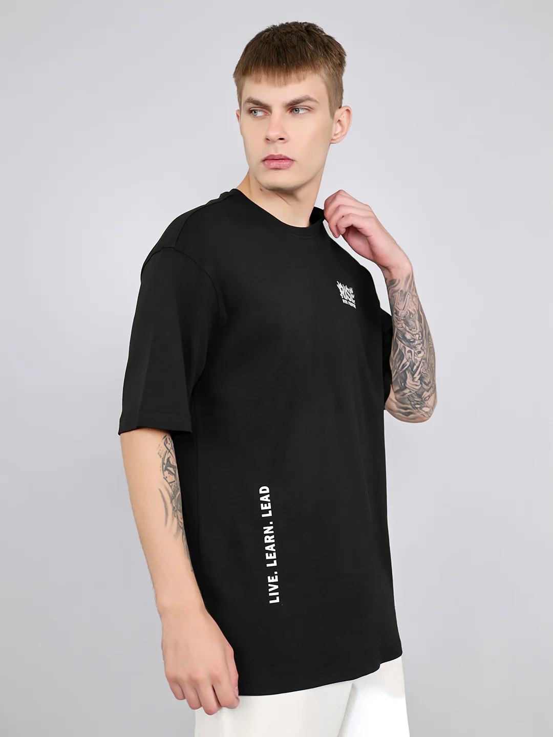 Rock.it Men Black Printed Round Neck Drop Shoulder Half Sleeve T-Shirt - Image 3