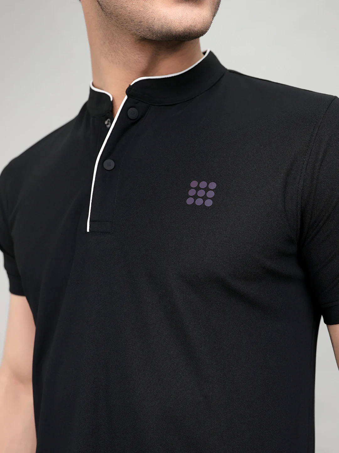 Rock.it Men Black Solid Henley Neck Half Sleeve T-Shirt - Image 4