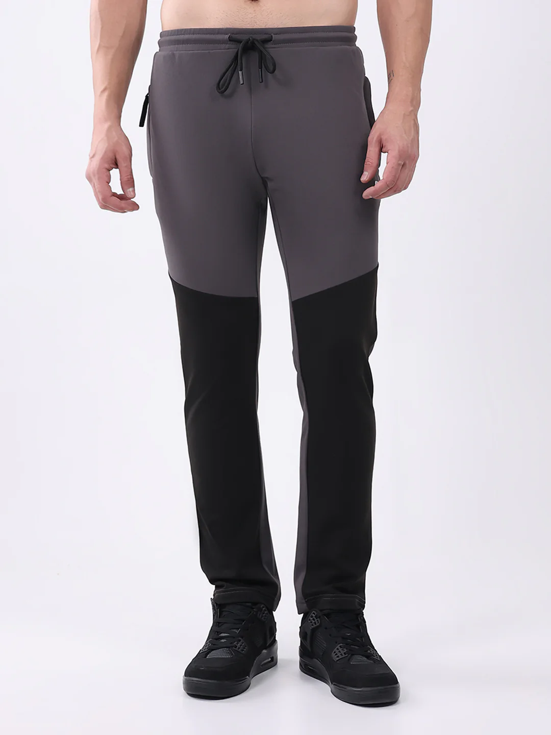 Rock.it Men Black Solid Mock Neck Full Sleeve Winter Tracksuit - Image 7