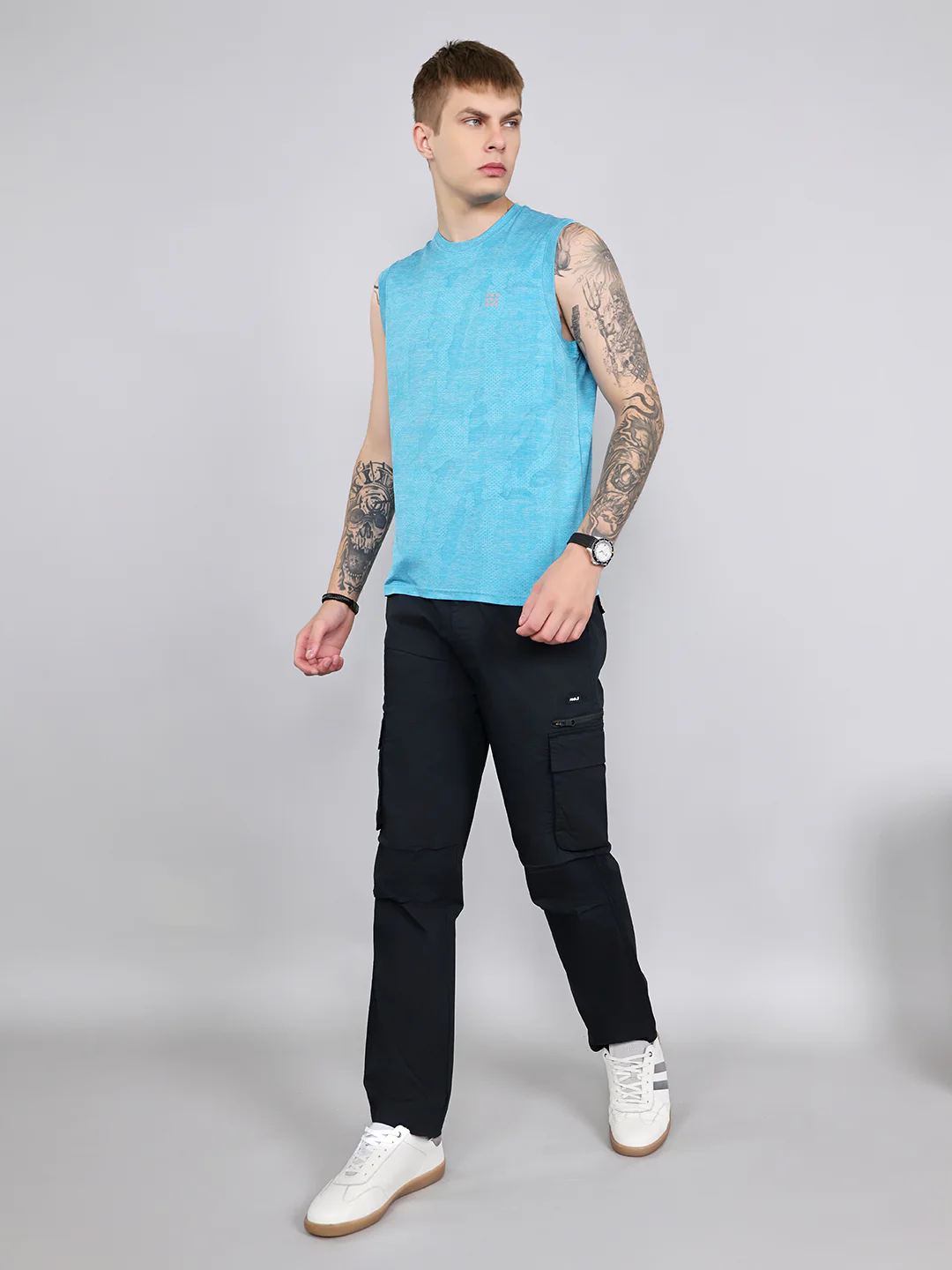 Rock.it Men Black Solid Regular Fit Cargo - Image 6