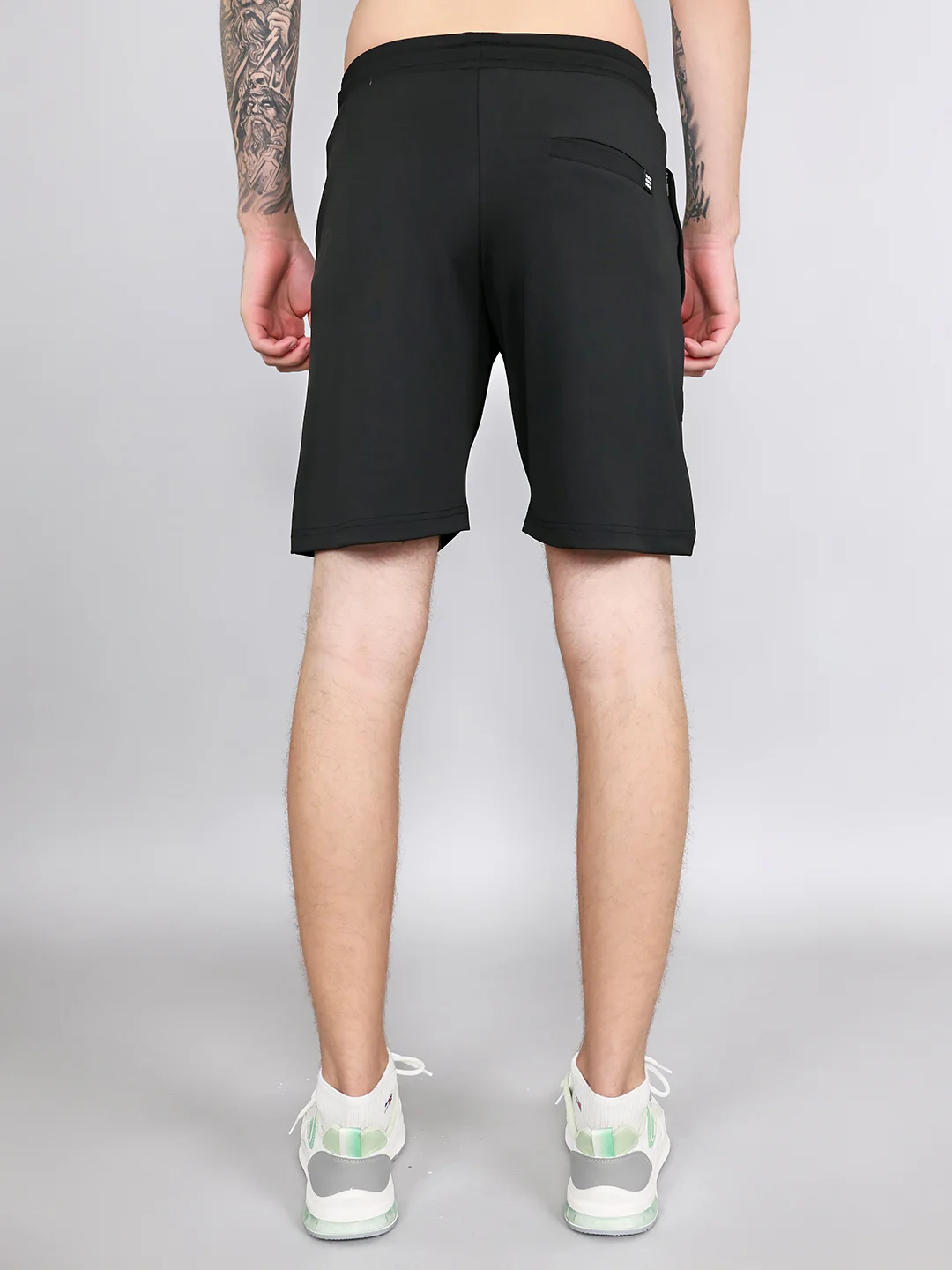 Rock.it Men Black Solid Regular Fit Shorts - Image 4