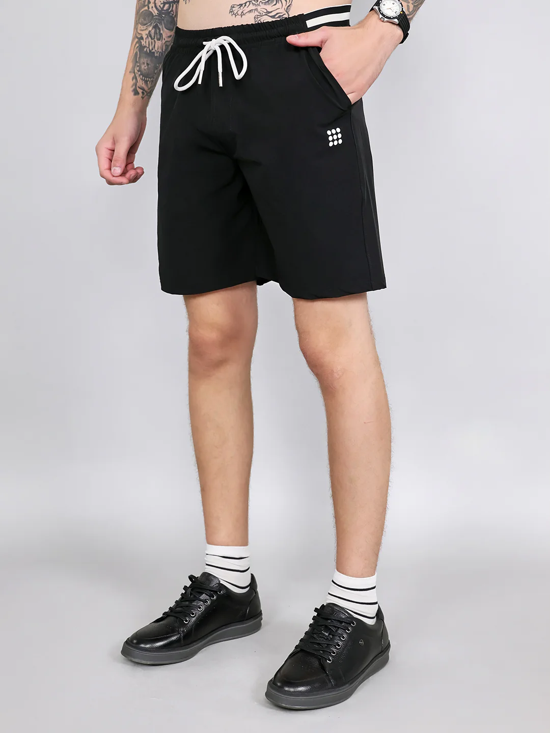 Rock.it Men Black Solid Regular Fit Shorts - Image 3