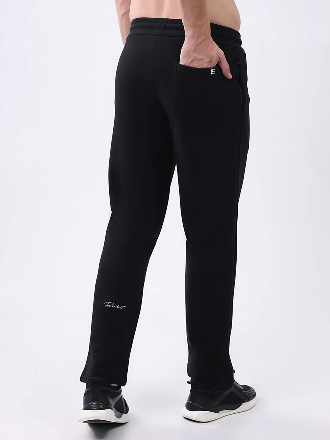 Rock.it Men Black Solid Regular Fit Winter Lower - Image 5