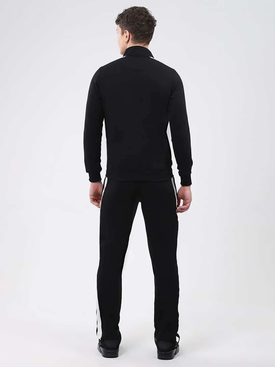 Rock.it Men Black Solid Round Neck Full Sleeve Winter Tracksuit - Image 5