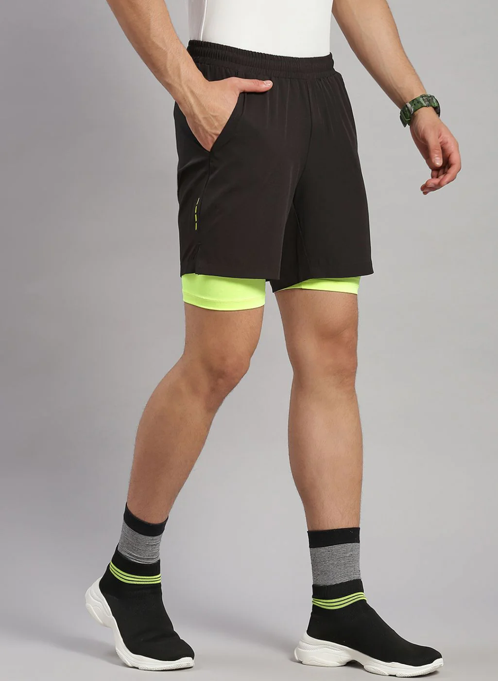 Rock.it Men Black Solid Short - Image 5