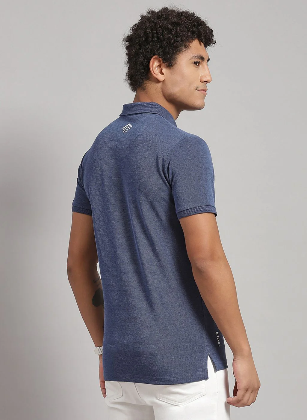 Rock.it Men Blue Solid T-Shirt - Image 4