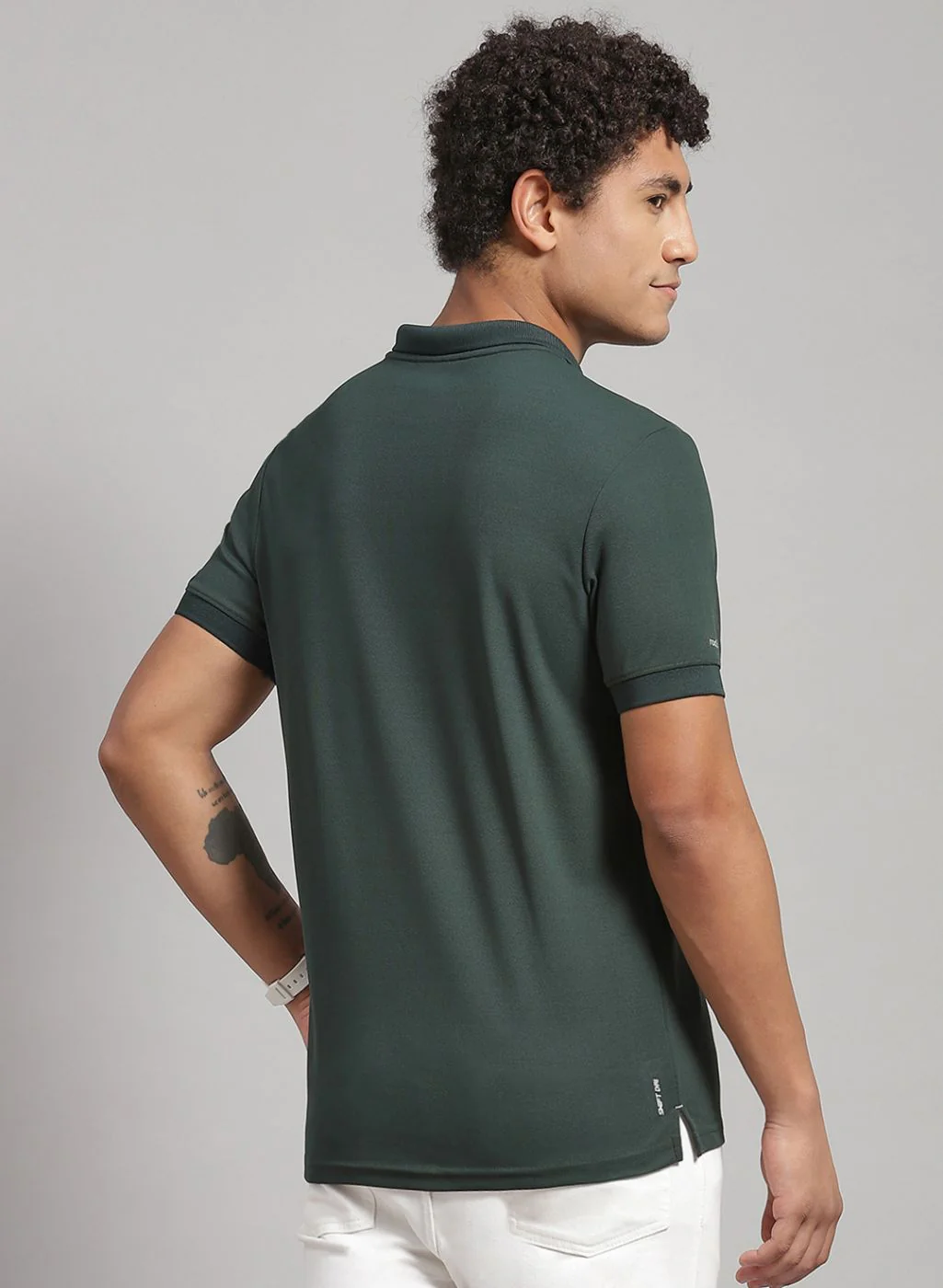 Rock.it Men Green Solid T-Shirt - Image 4