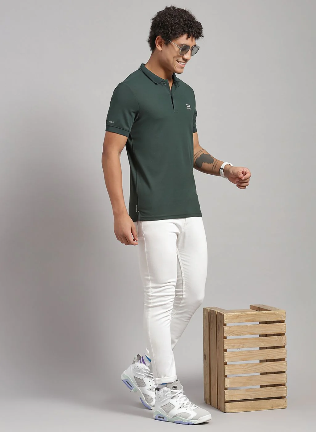 Rock.it Men Green Solid T-Shirt - Image 5