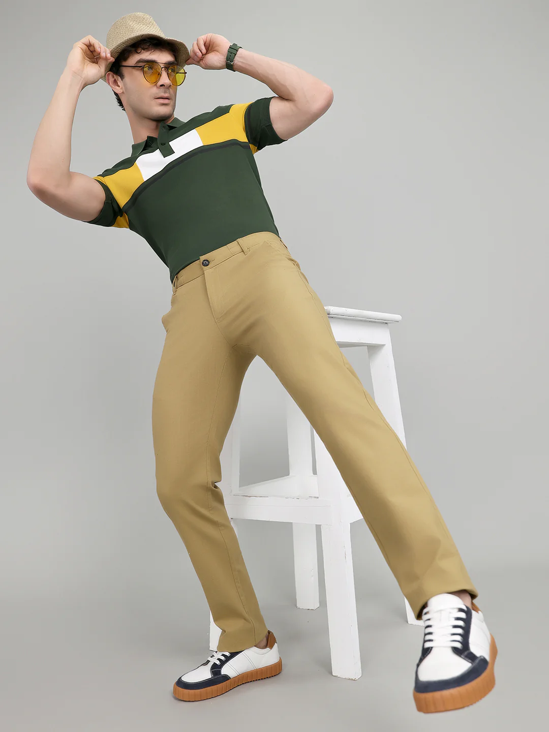 Rock.it Men Khaki Solid Regular Fit Chinos - Image 5