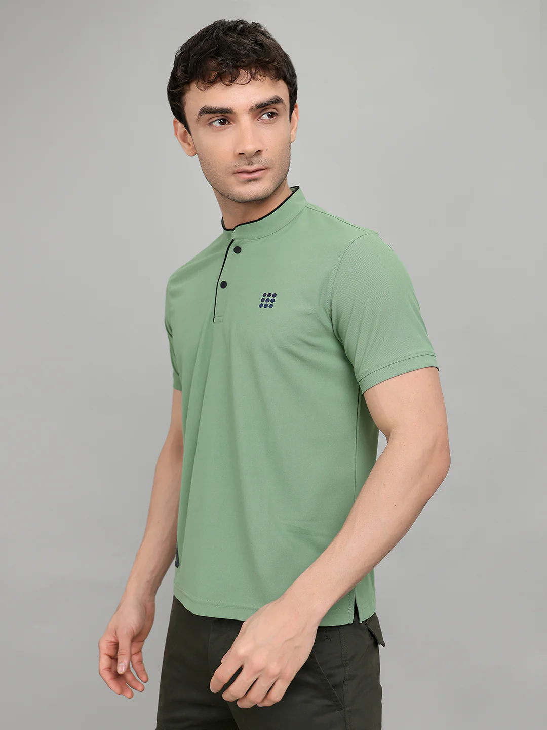 Rock.it Men Light Green Solid Henley Neck Half Sleeve T-Shirt - Image 3