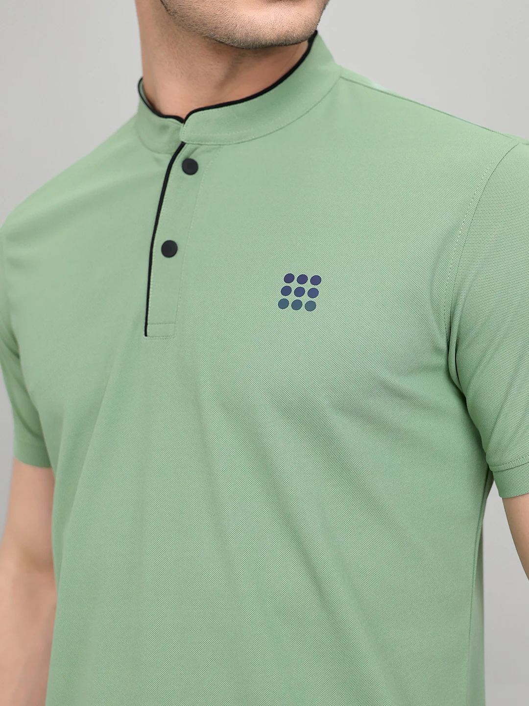 Rock.it Men Light Green Solid Henley Neck Half Sleeve T-Shirt - Image 5