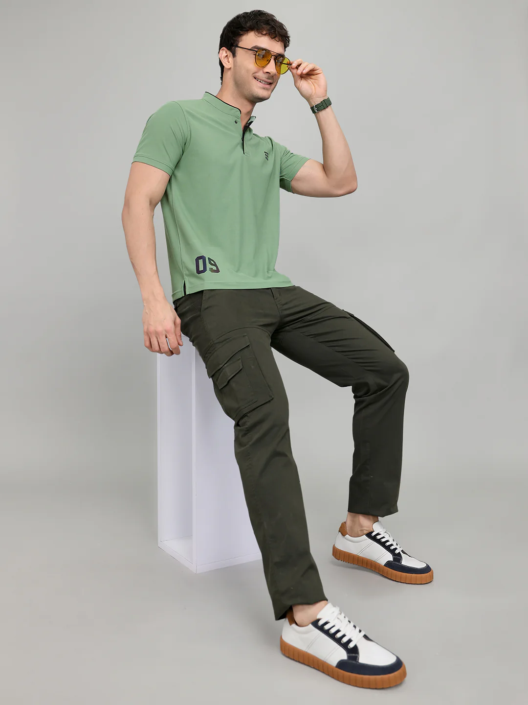 Rock.it Men Light Green Solid Henley Neck Half Sleeve T-Shirt - Image 6
