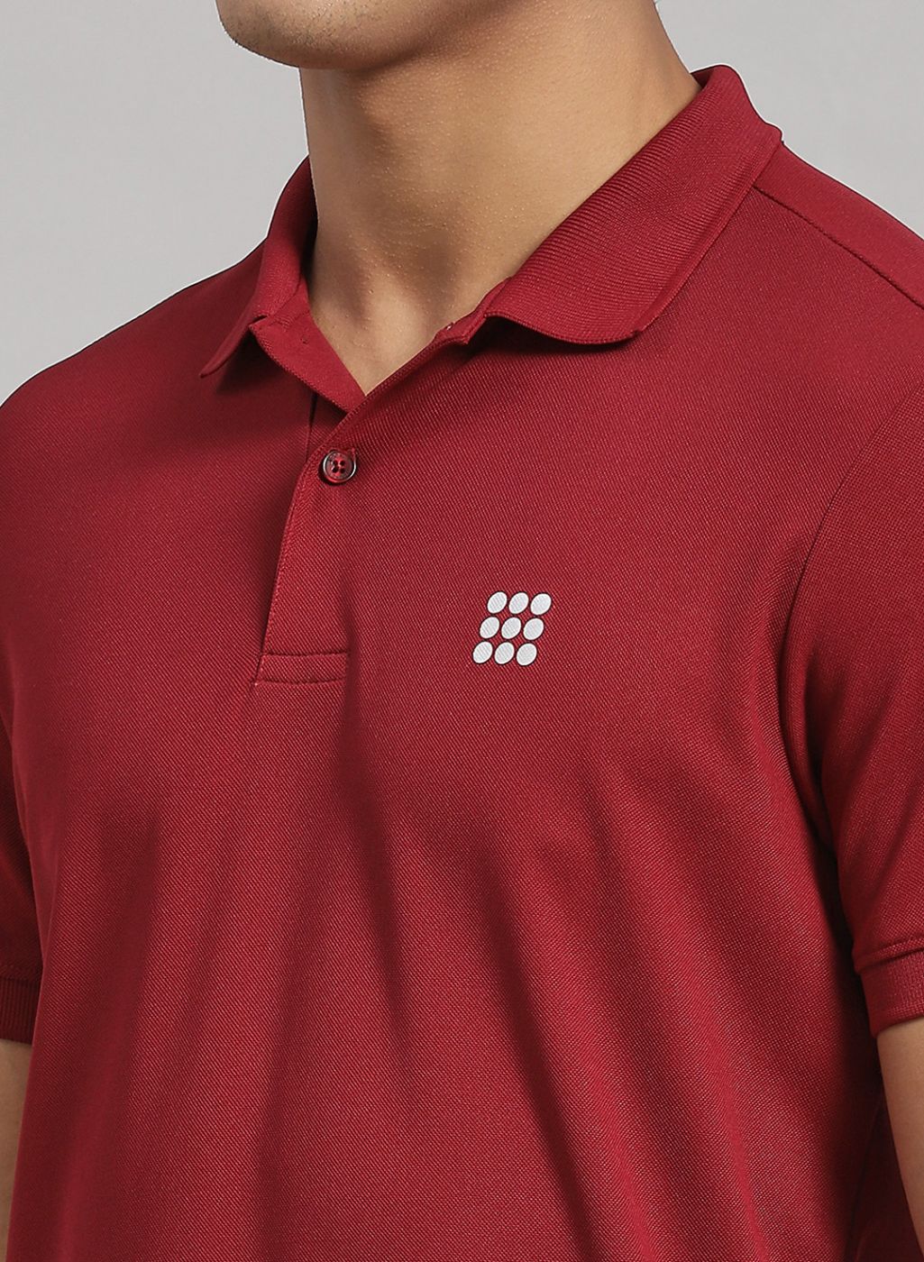 Rock.it Men Maroon Solid T-Shirt - Image 6