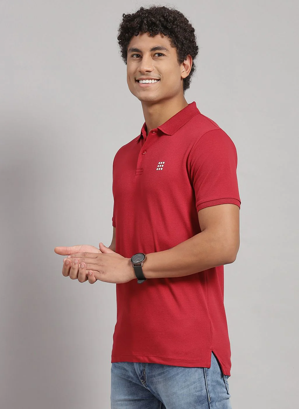 Rock.it Men Maroon Solid T-Shirt - Image 2