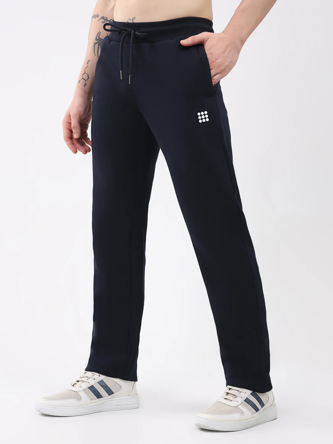 Rock.it Men Navy Blue Solid Round Neck Sleeveless Winter Tracksuit - Image 6