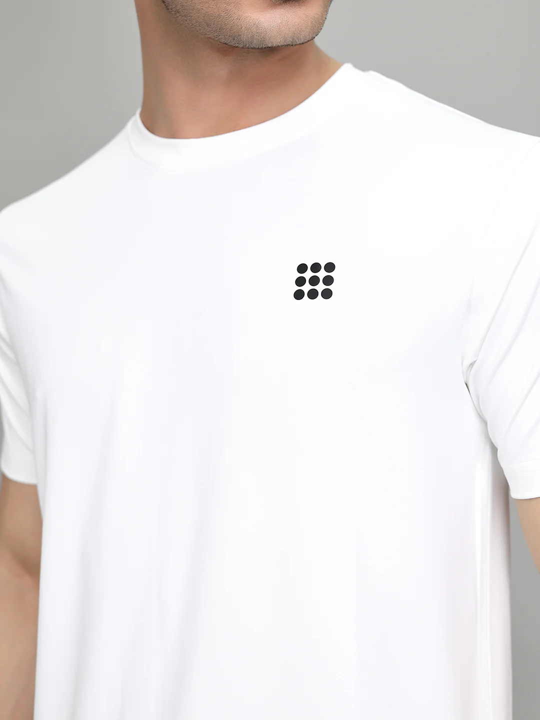 Rock.it Men Off White Solid Round Neck Half Sleeve T-Shirt - Image 5