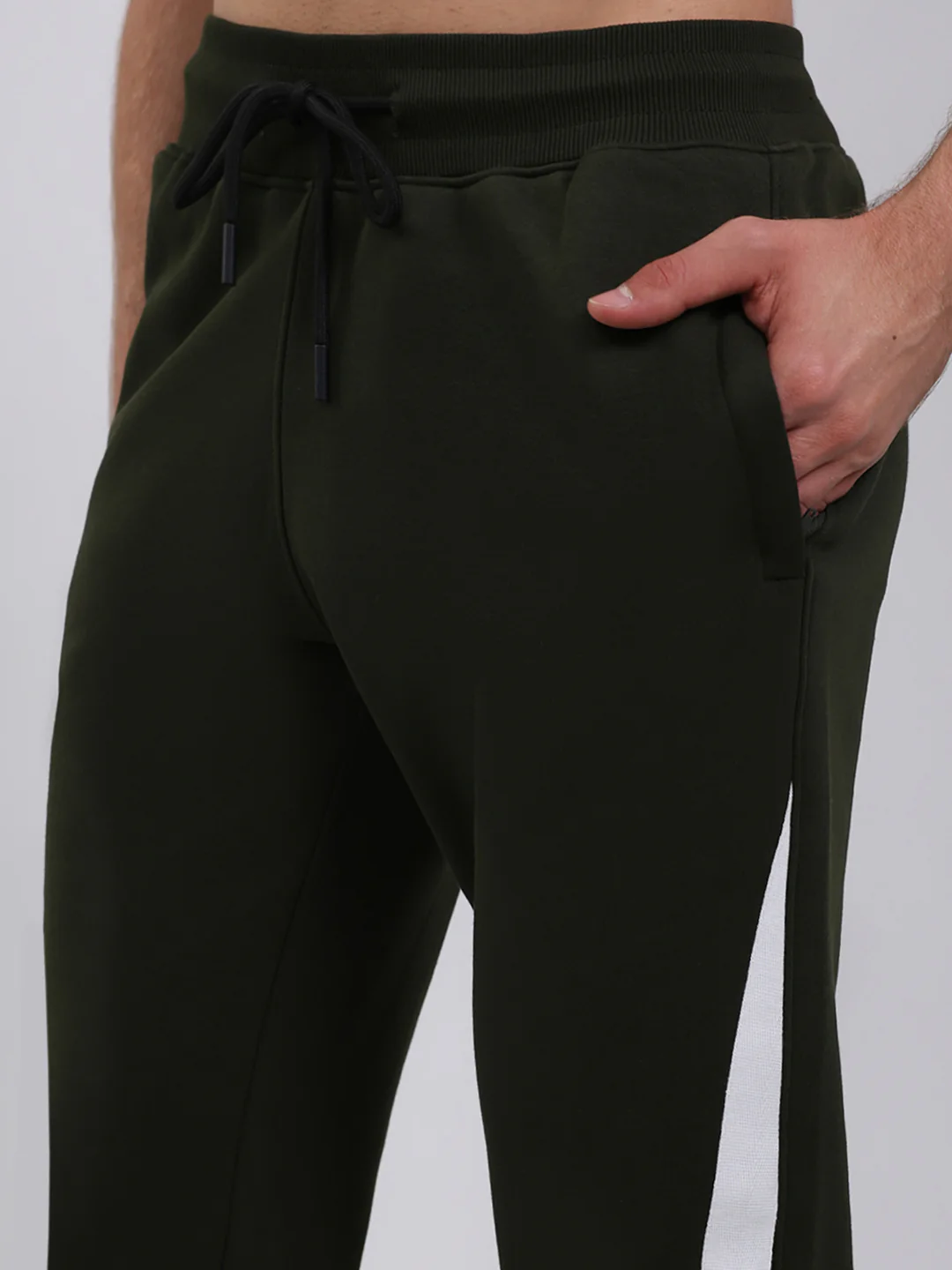 Rock.it Men Olive Printed Round Neck Full Sleeve Winter Tracksuit - Image 8