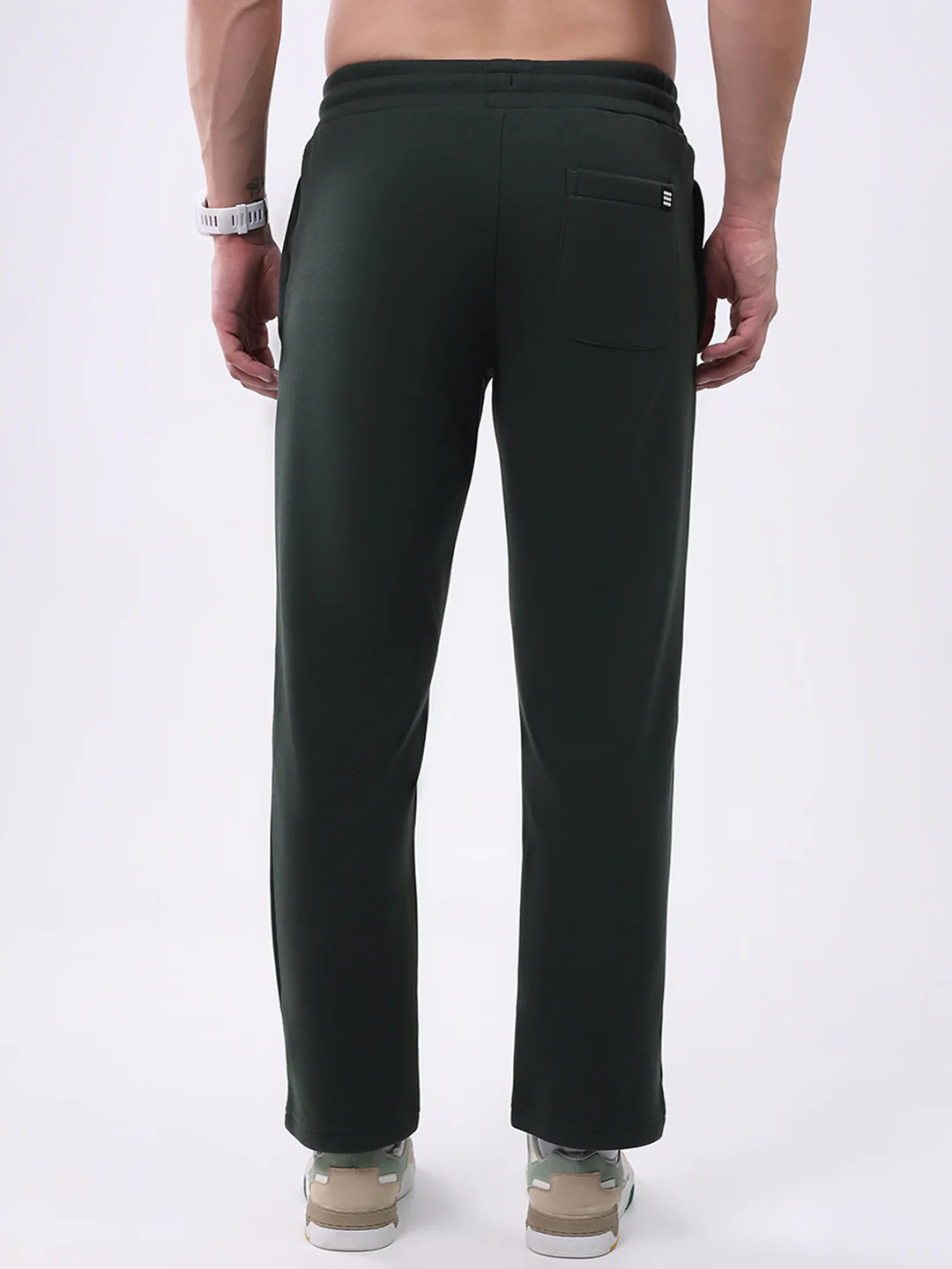 Rock.it Men Olive Solid Regular Fit Winter Lower - Image 5