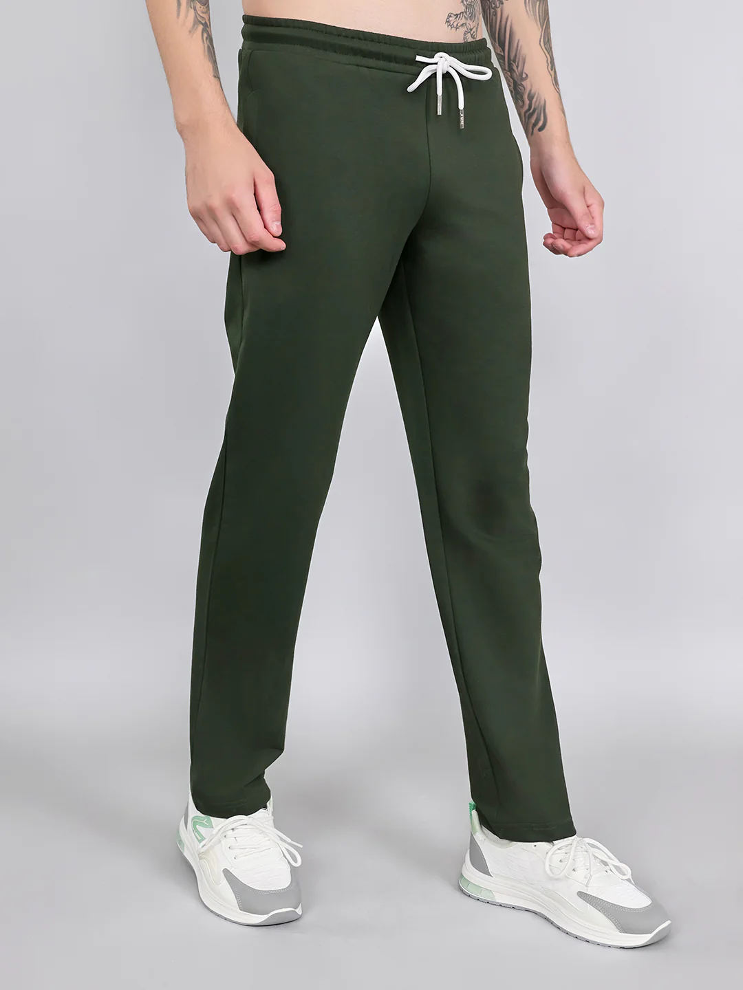 Rock.it Men Olive Solid Smart Fit Lower - Image 3