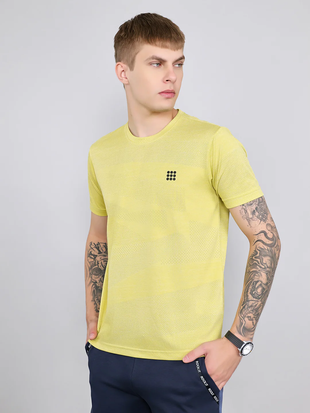 Rock.it Men Yellow Jacquard Round Neck Half Sleeve T-Shirt - Image 2