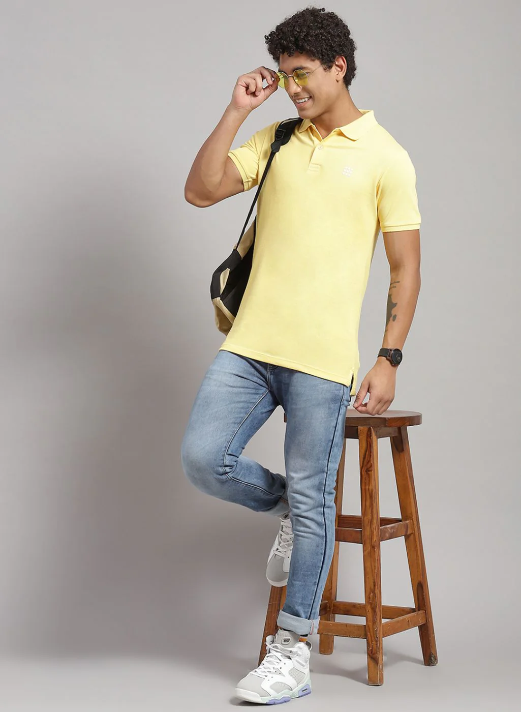Rock.it Men Yellow Solid T-Shirt - Image 5