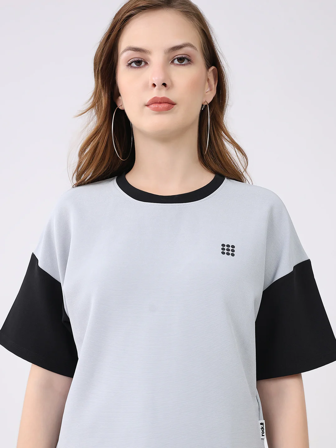 Rock.it Women Black & Grey Solid Round Neck Half Sleeve Cords Set - Image 6