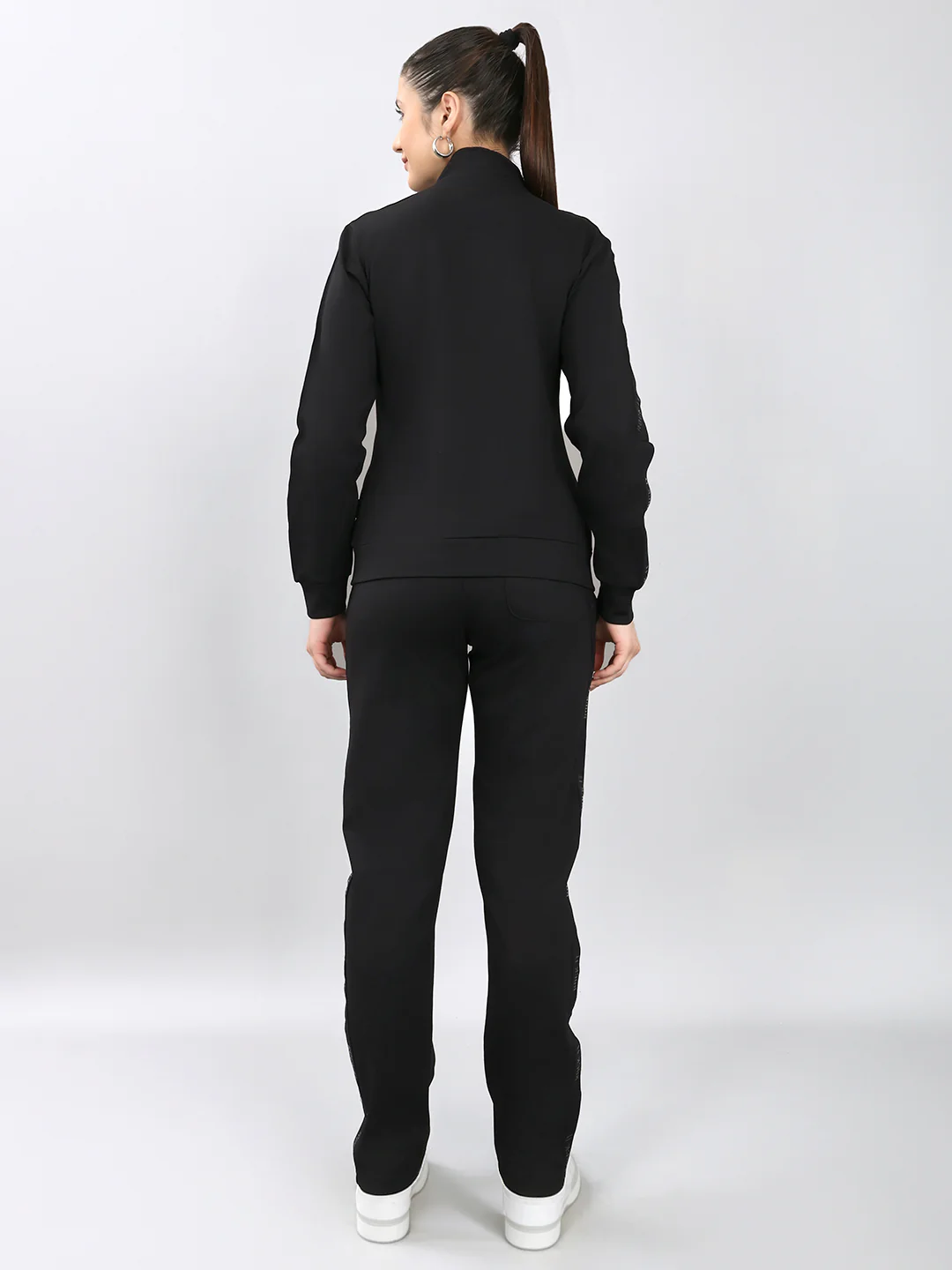 Rock.it Women Black Solid Collar Full Sleeve Winter Tracksuit - Image 4