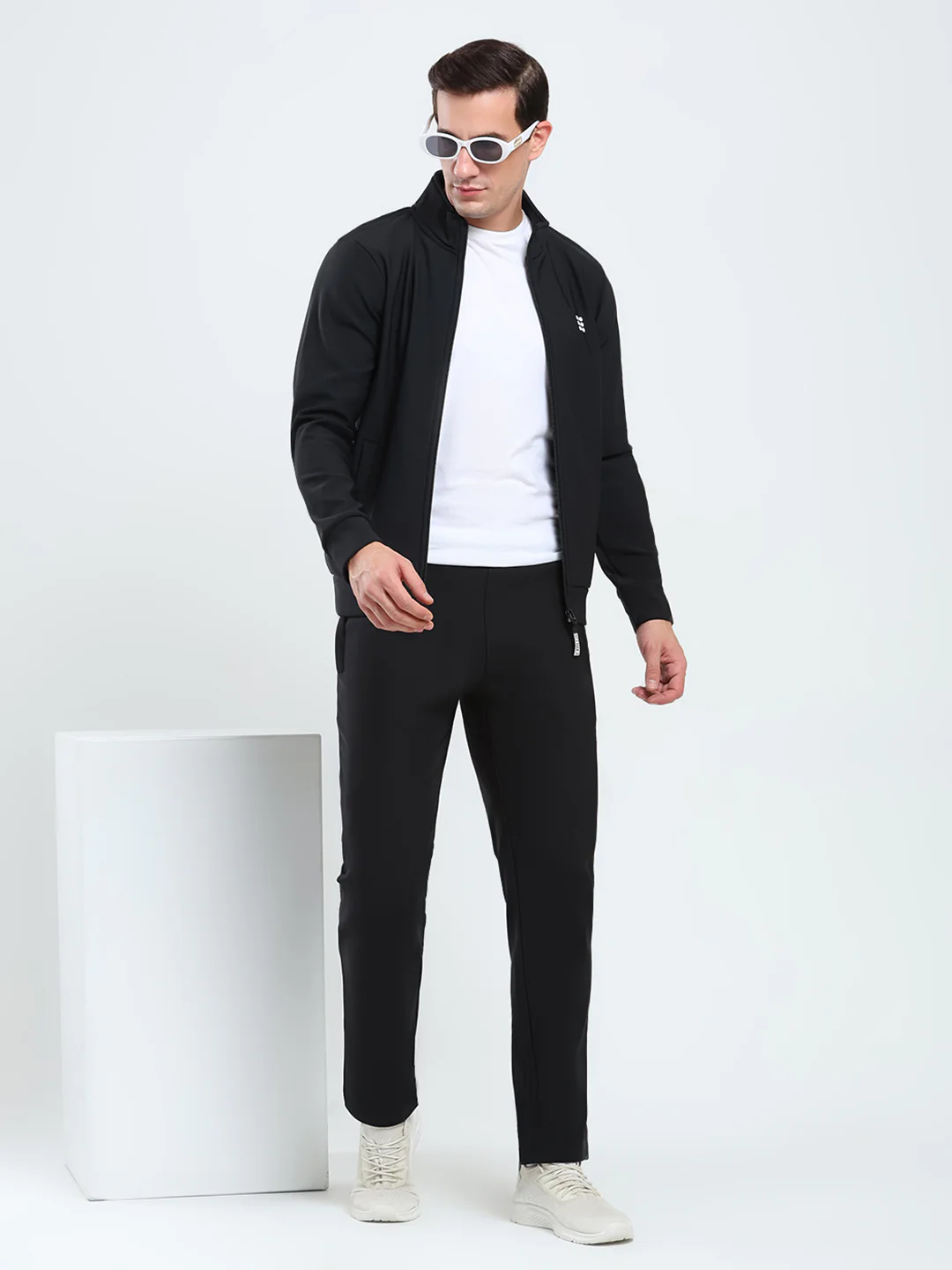 Rock.it Men Black Solid Mock Neck Full Sleeve Winter Tracksuit - Image 2