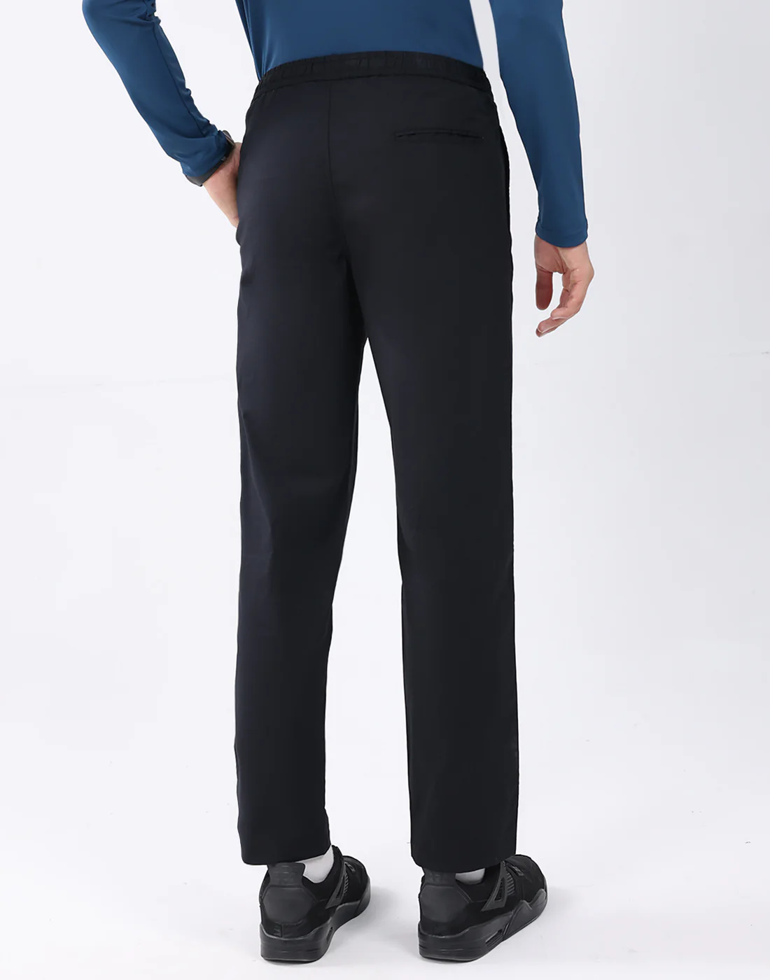 Rock.it Men Black Solid Regular Fit Winter Lower - Image 4