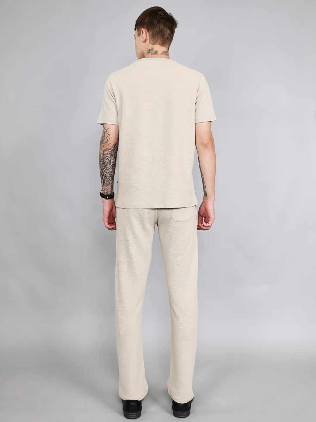 Rock.it Men Cream Solid Round Neck Half Sleeve Cords Set - Image 4