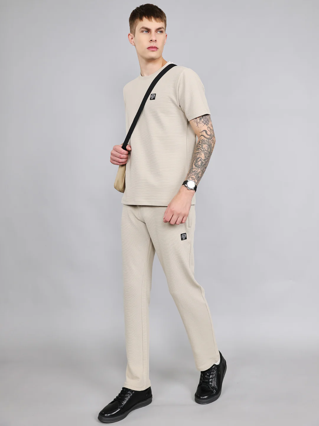 Rock.it Men Cream Solid Round Neck Half Sleeve Cords Set - Image 8