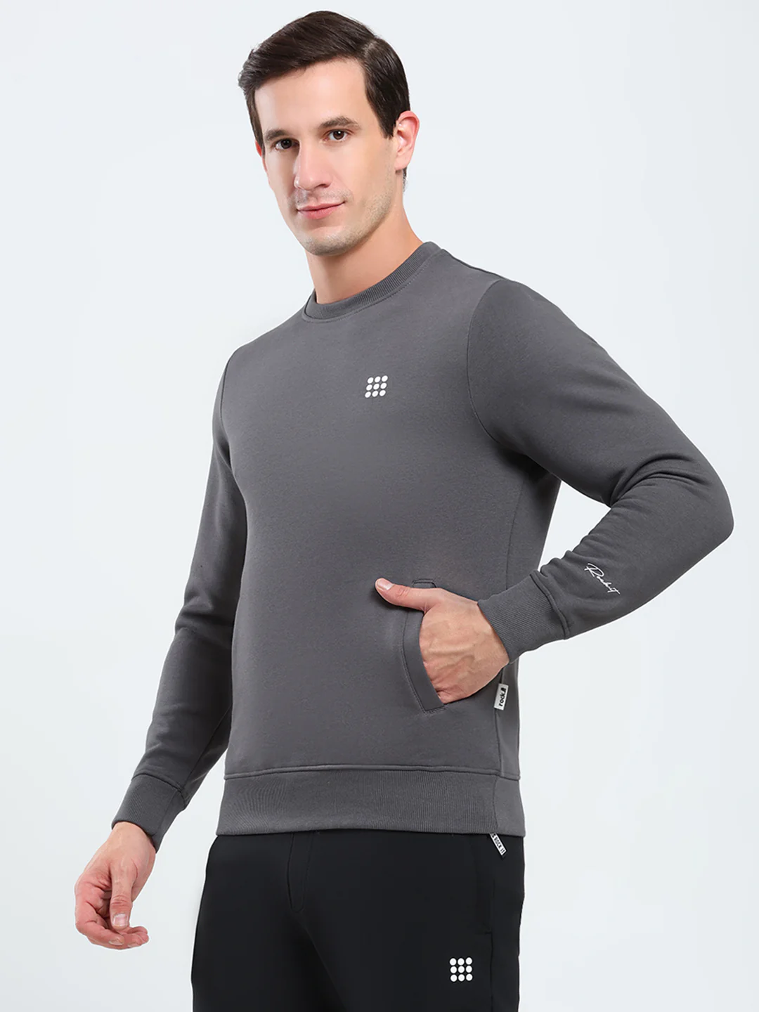 Rock.it Men Grey Solid Round Neck Full Sleeve Sweatshirt - Image 3