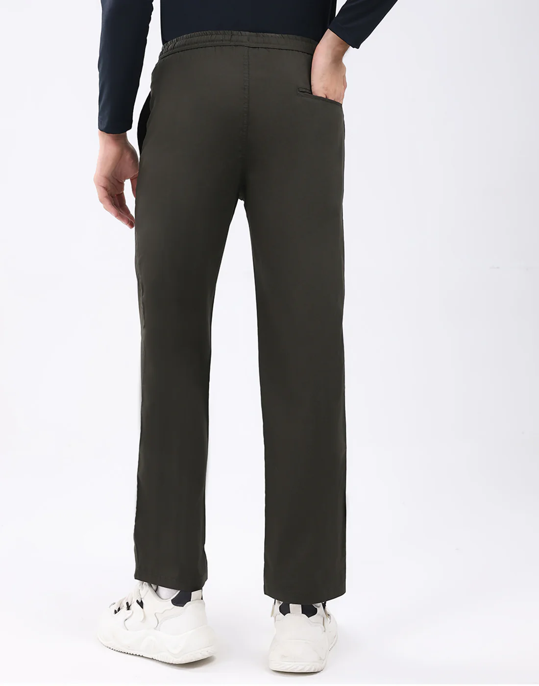 Rock.it Men Olive Solid Regular Fit Winter Lower - Image 4