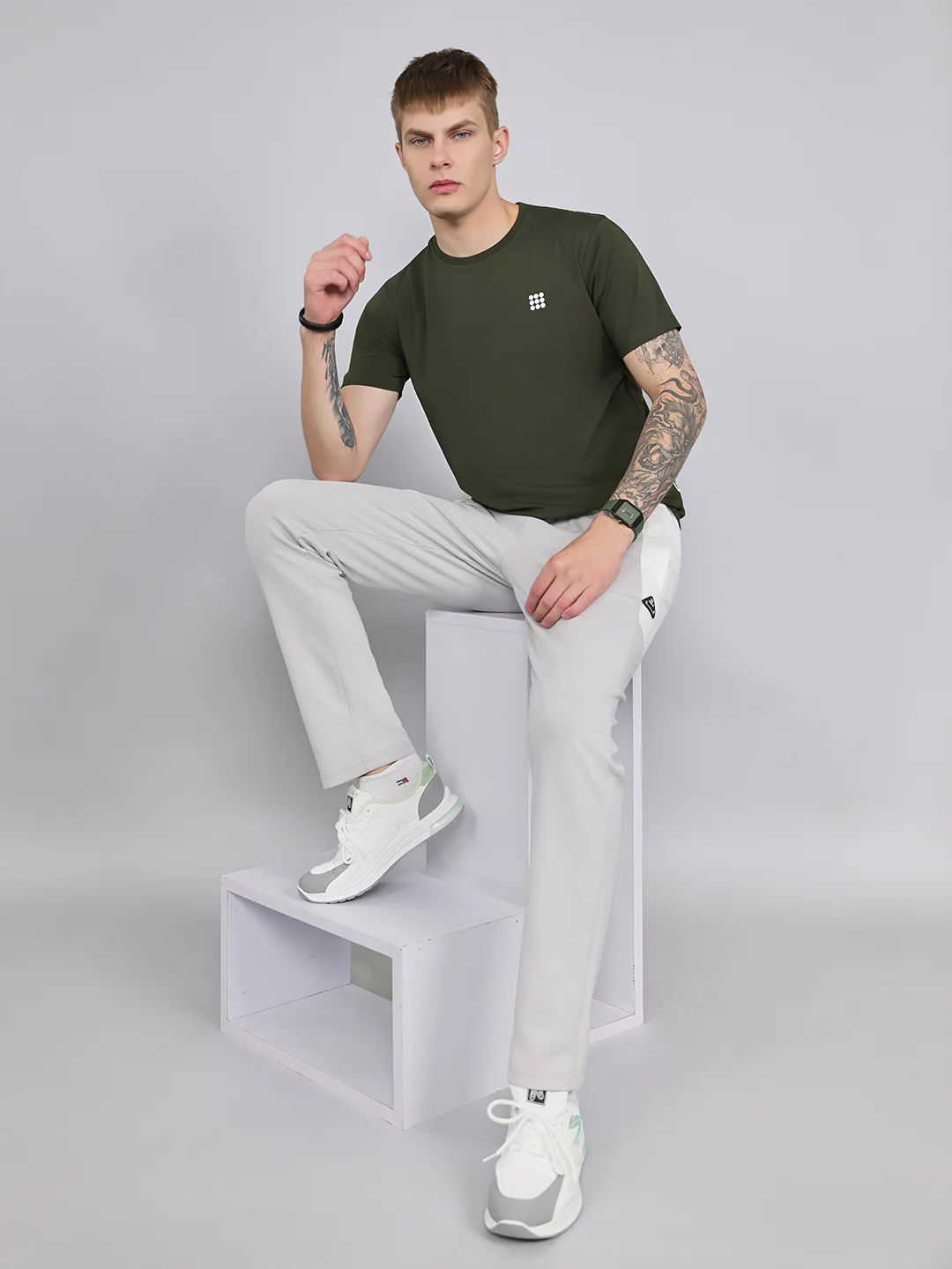 Rock.it Men Olive Solid Round Neck Half Sleeve T-Shirt - Image 6
