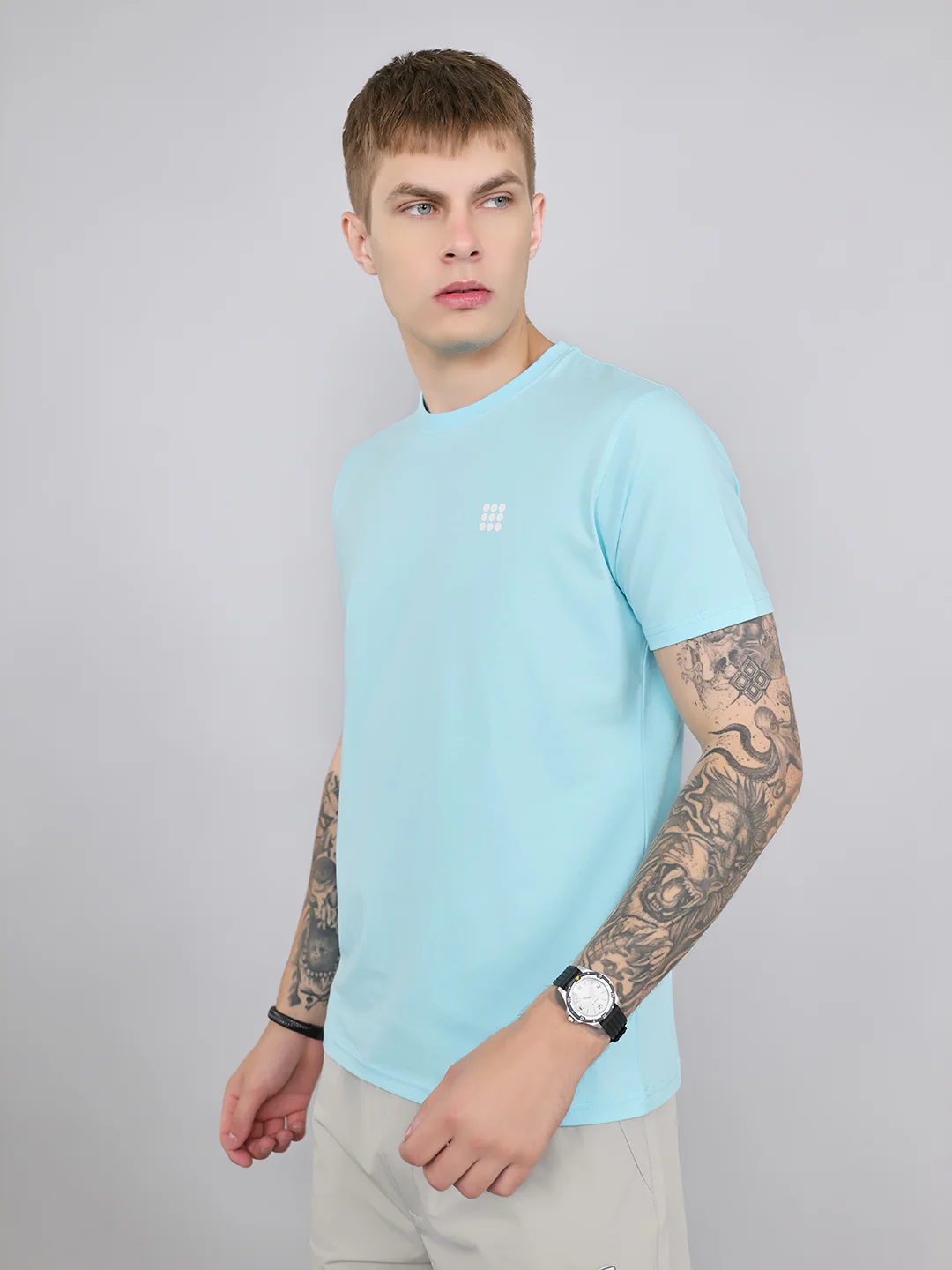 Rock.it Men Sky Blue Solid Round Neck Half Sleeve T-Shirt - Image 2