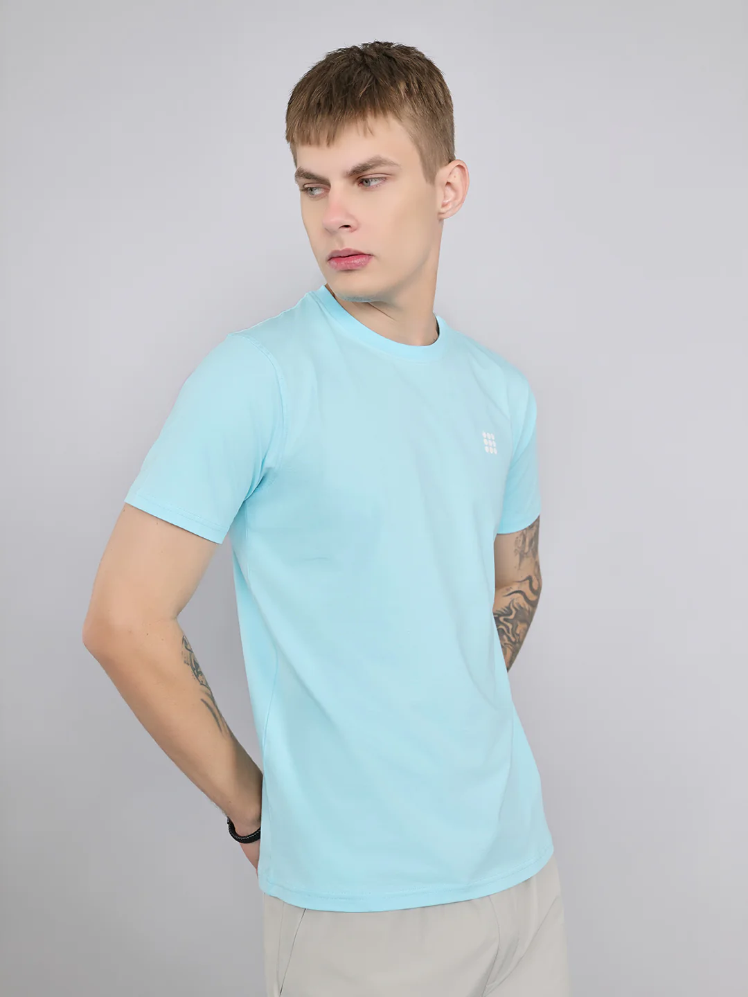 Rock.it Men Sky Blue Solid Round Neck Half Sleeve T-Shirt - Image 3